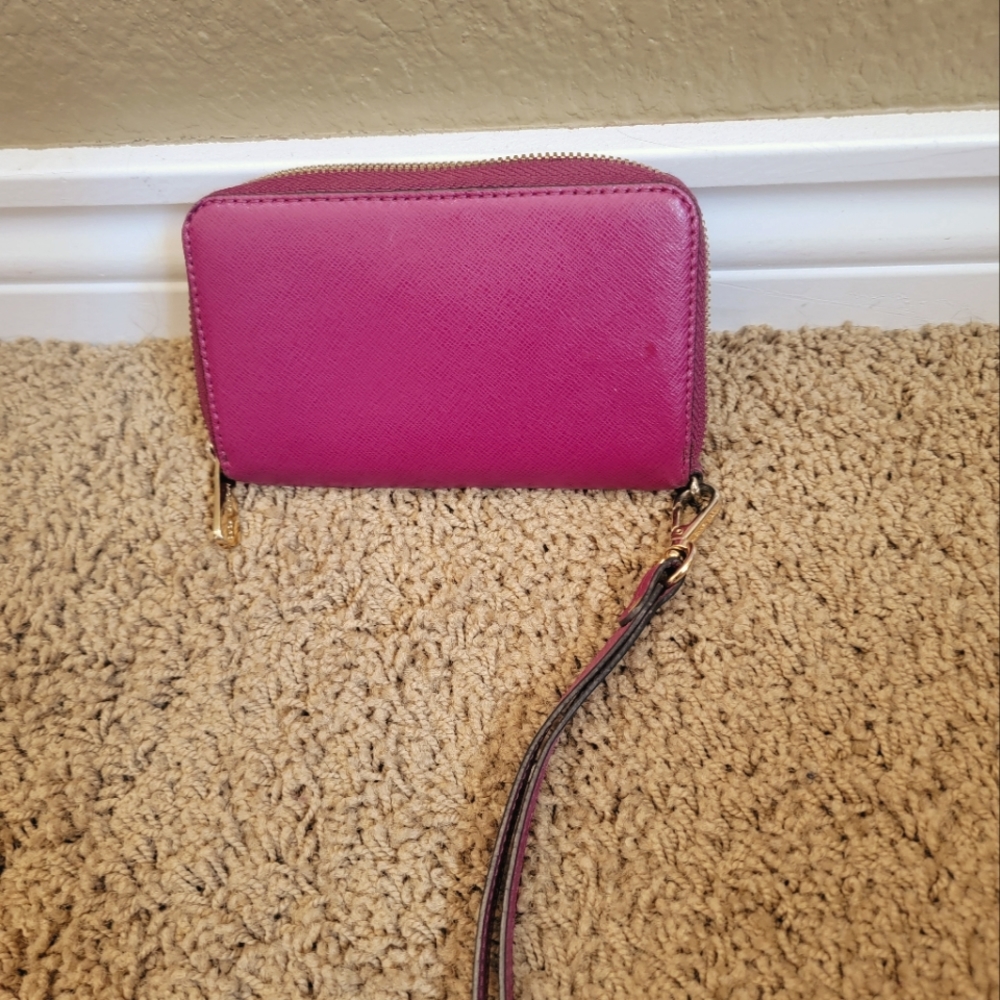 Michael Kors wristlet - Picture 6 of 7